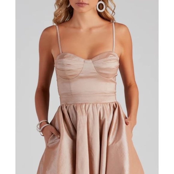 Windsor Zaida Formal Taffeta Skater Dress - Picture 4 of 9